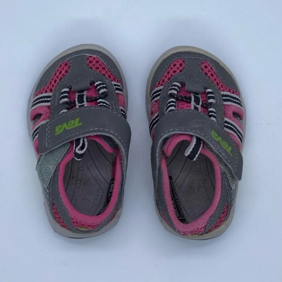 TEVA Manatee Shoes Size 2 - Picture 5 of 8